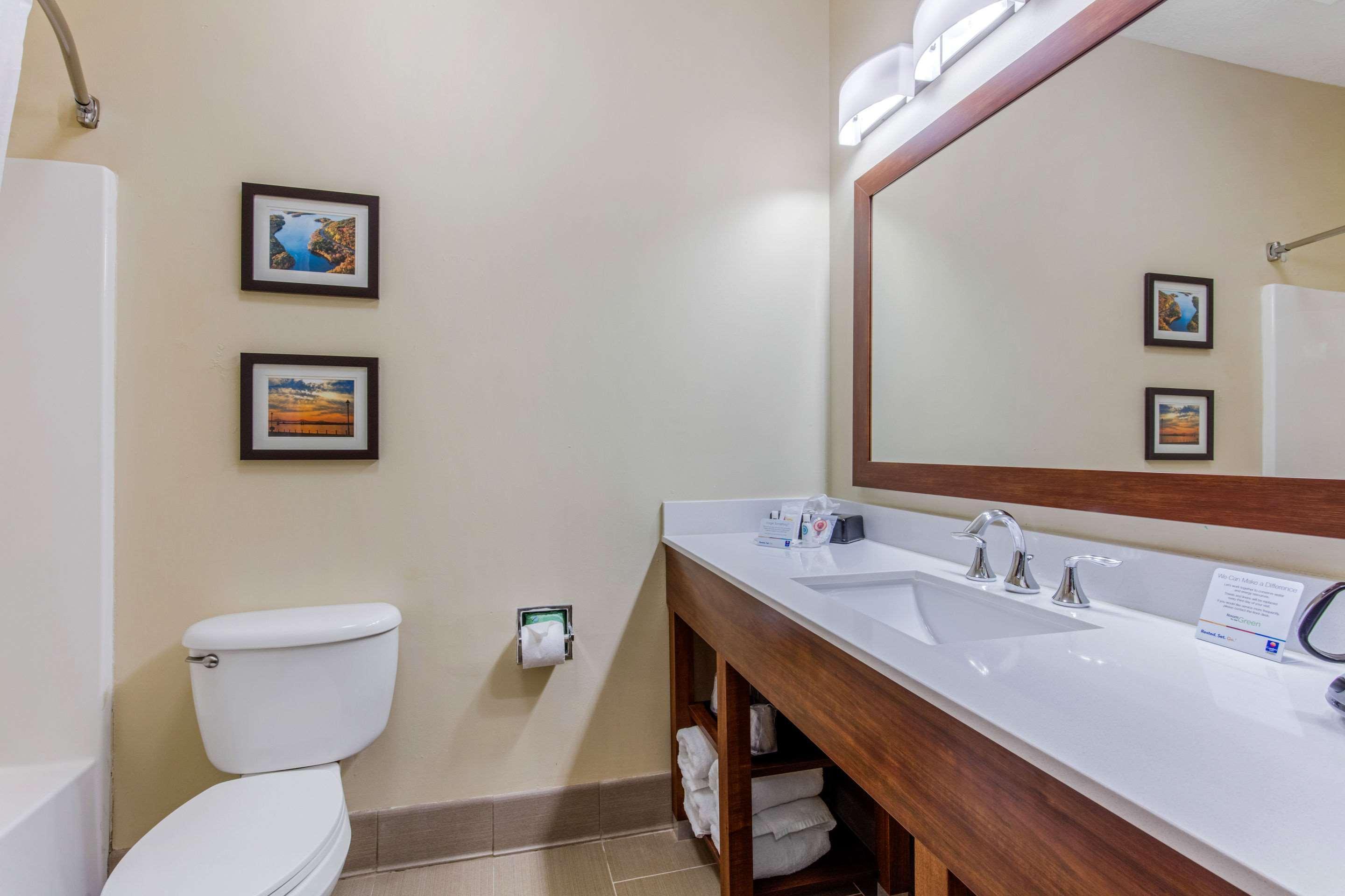 Comfort Inn & Suites McComb Eksteriør billede